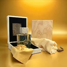 Armaf Club de Nuit Oud Collector's Edition